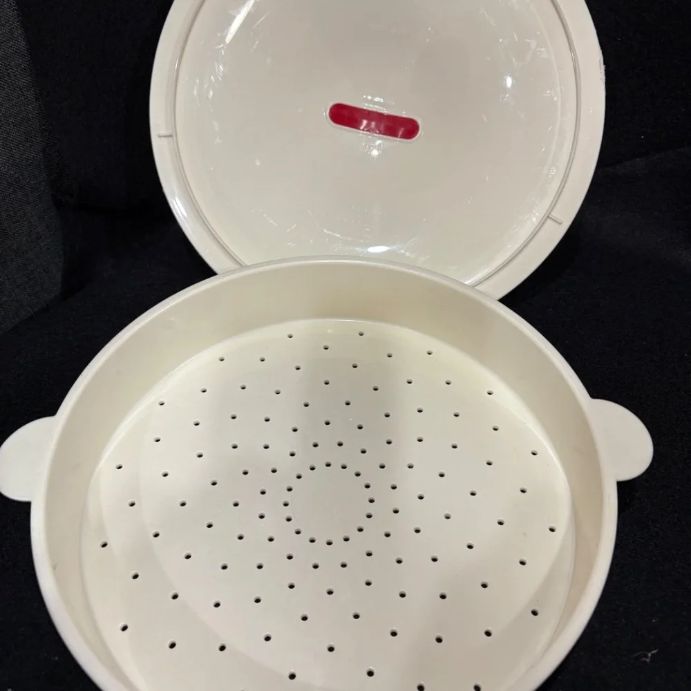 TUPPERWARE Red Lid & Mirco Steamer Middle Dish No Bottom Replacements #3065-67